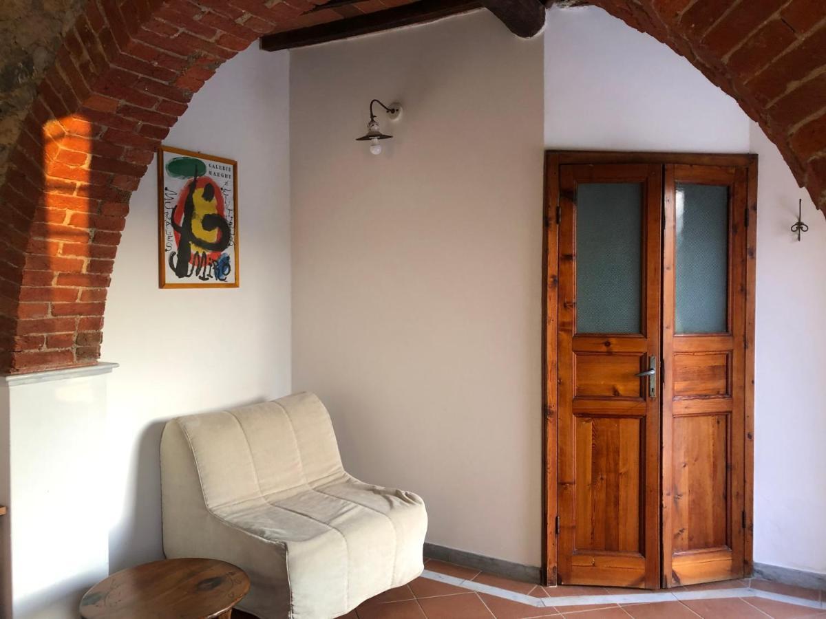 Galleria Ars Apua Bed and Breakfast Carrara Exterior foto